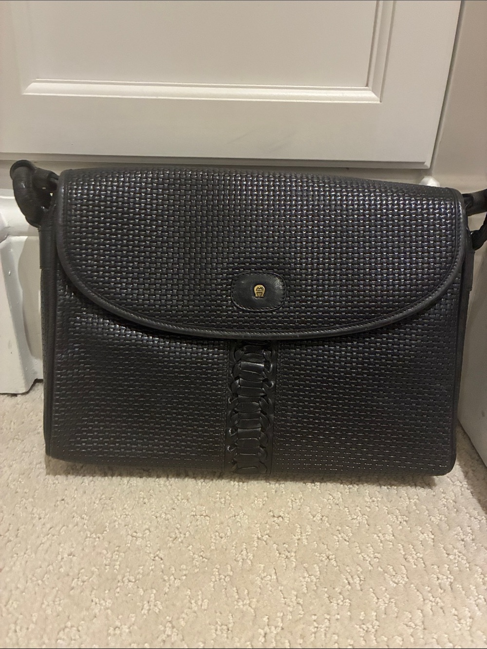 Vintage Etienne Aigner Woven Embossed Leather Shoulder Bag Flap Crossbody👝